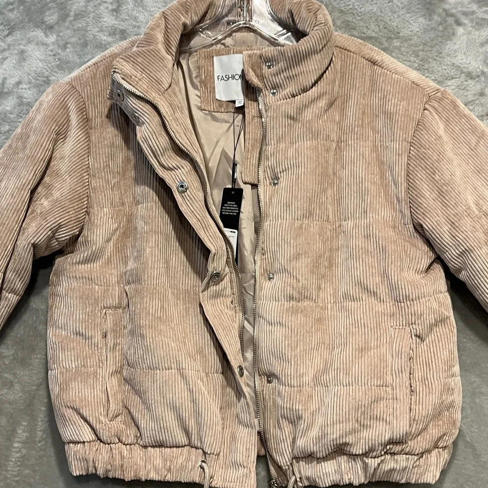 Fashion Nova Puffer Jacket Women Size L Taupe Corduroy Quilted JKJR000350FN - Picture 4 of 8
